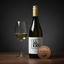 Załaduj obraz do przeglądarki galerii, Polskie wino białe wytrawne Solaris 2024